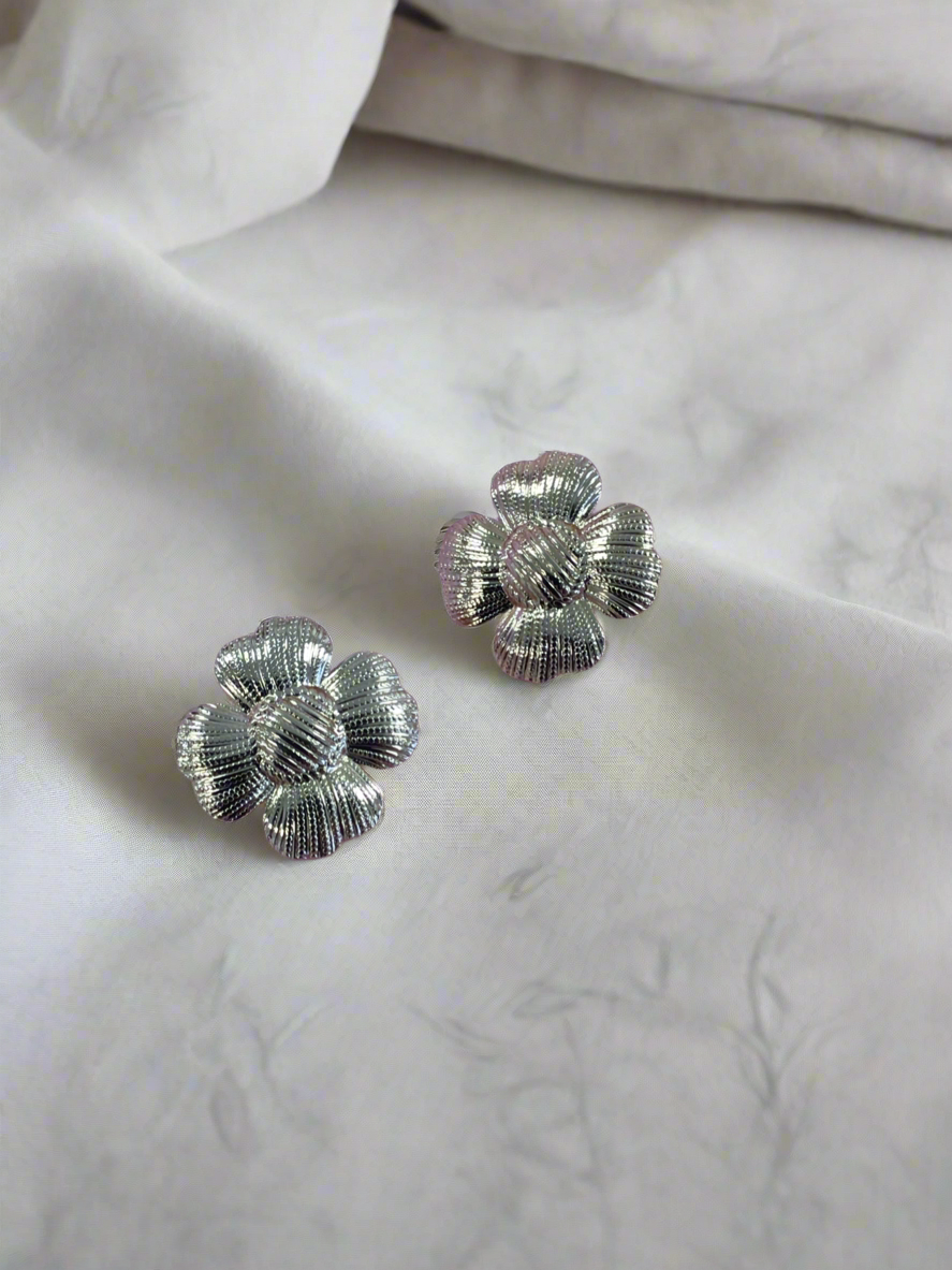 Daisy Earrings