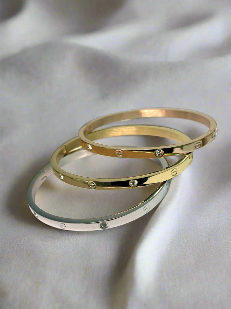 Thin Cart Bangle