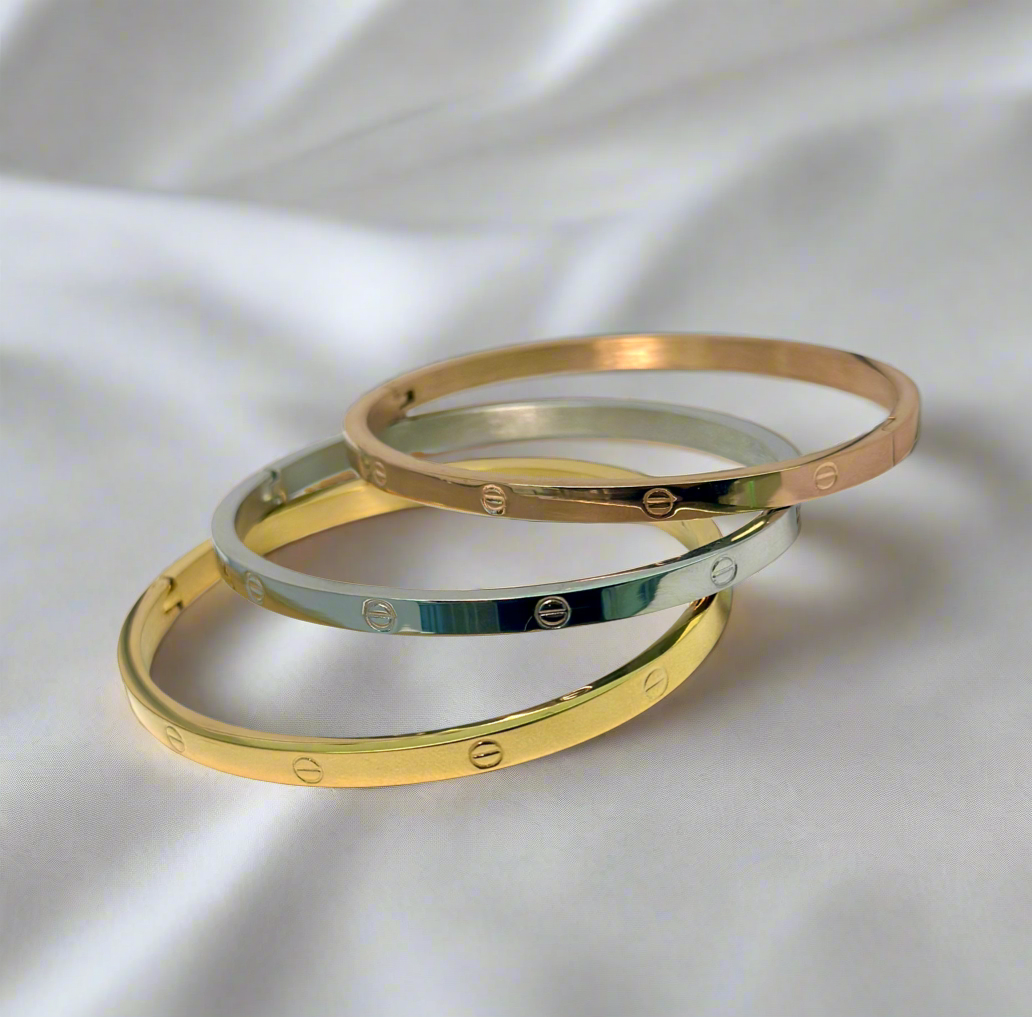 Thin Cart Smooth Bangle