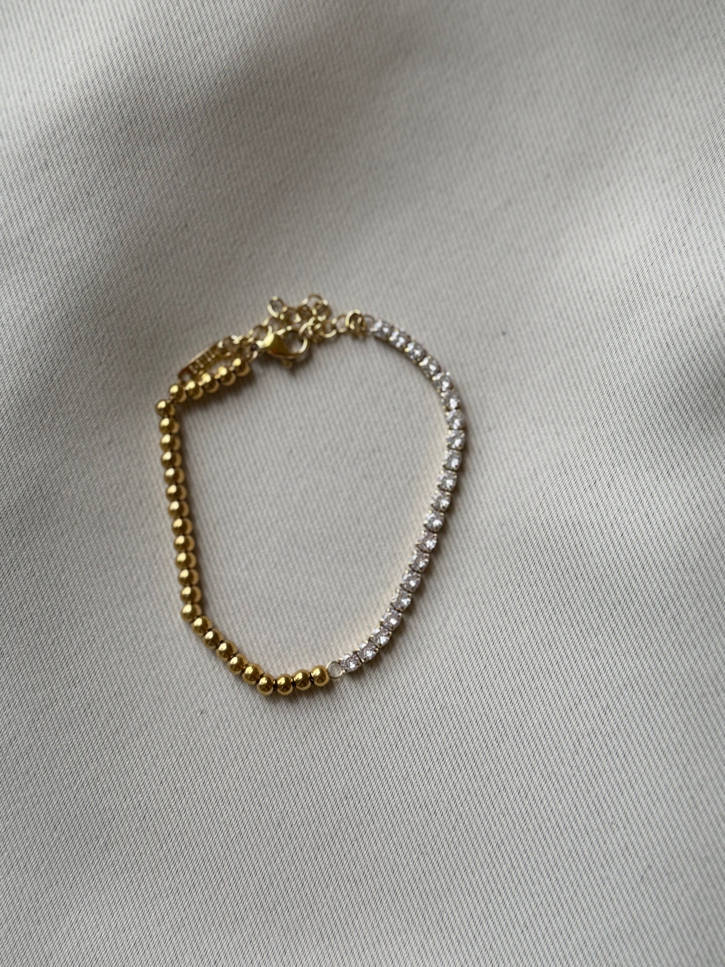 Tennis beaded bracelet