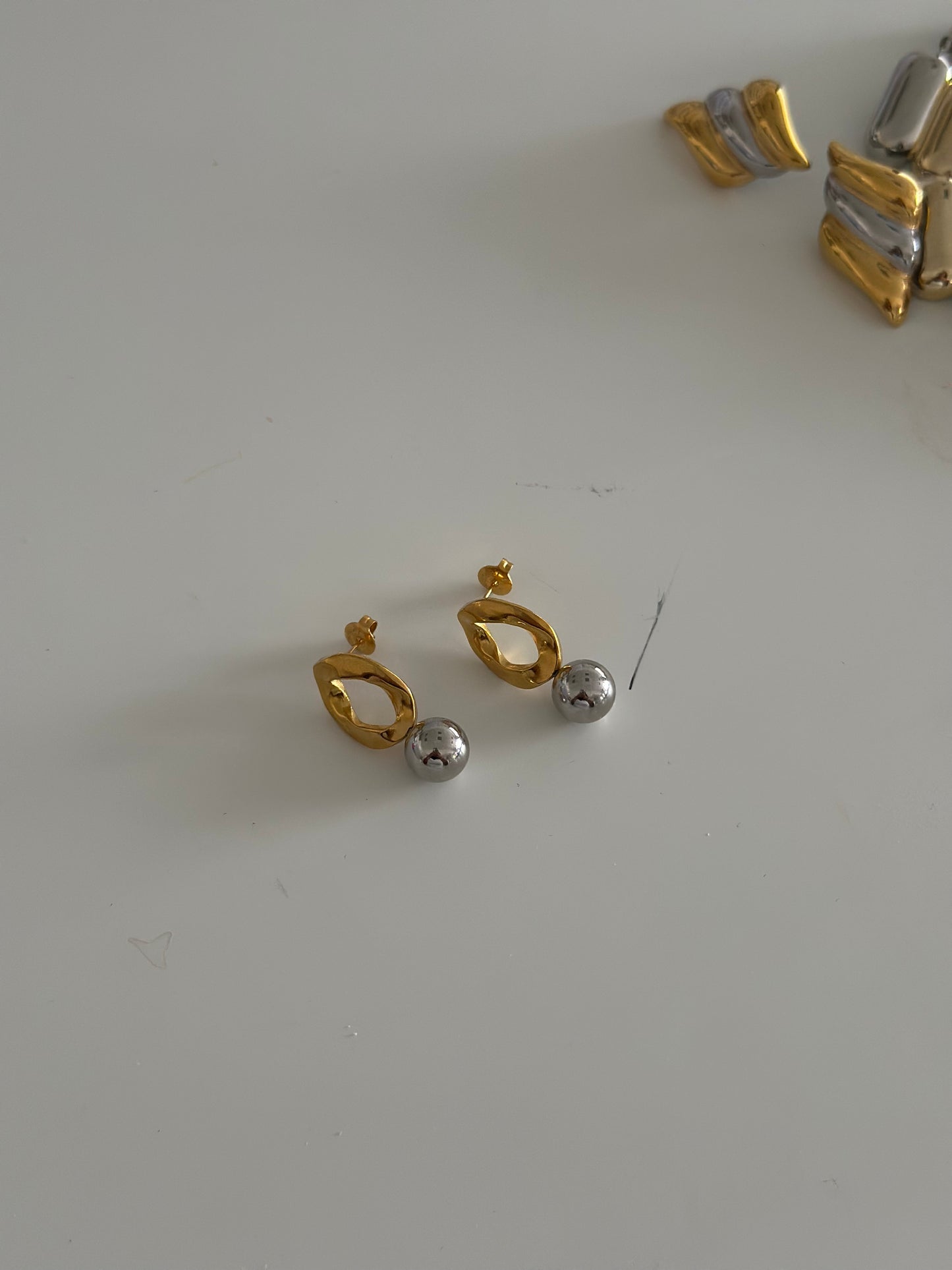 Two tone studs