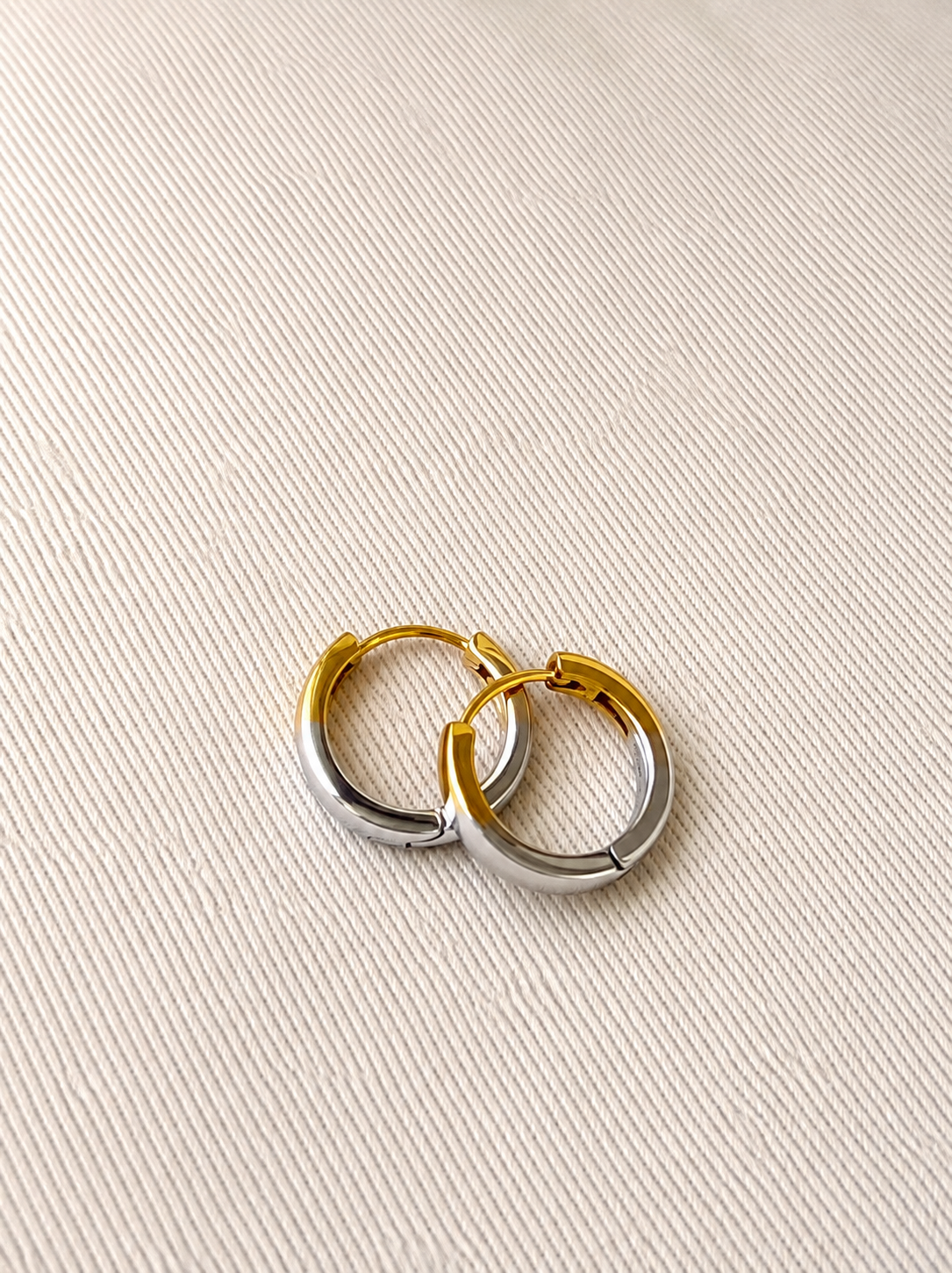 Bicolor Hoops