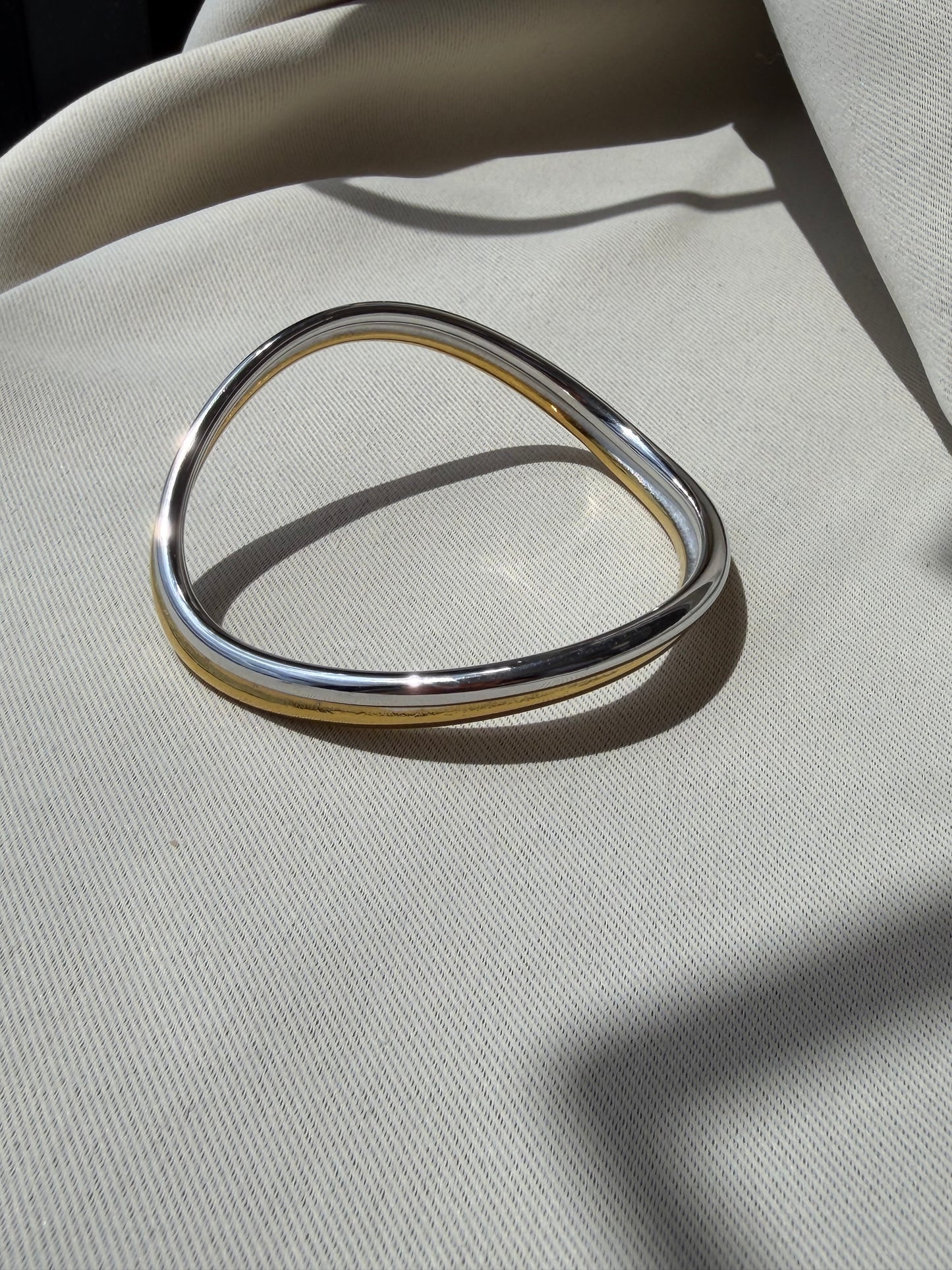 Nelly bangle