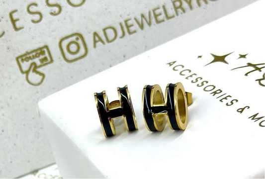 Hermes Studs