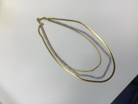 Ely necklace