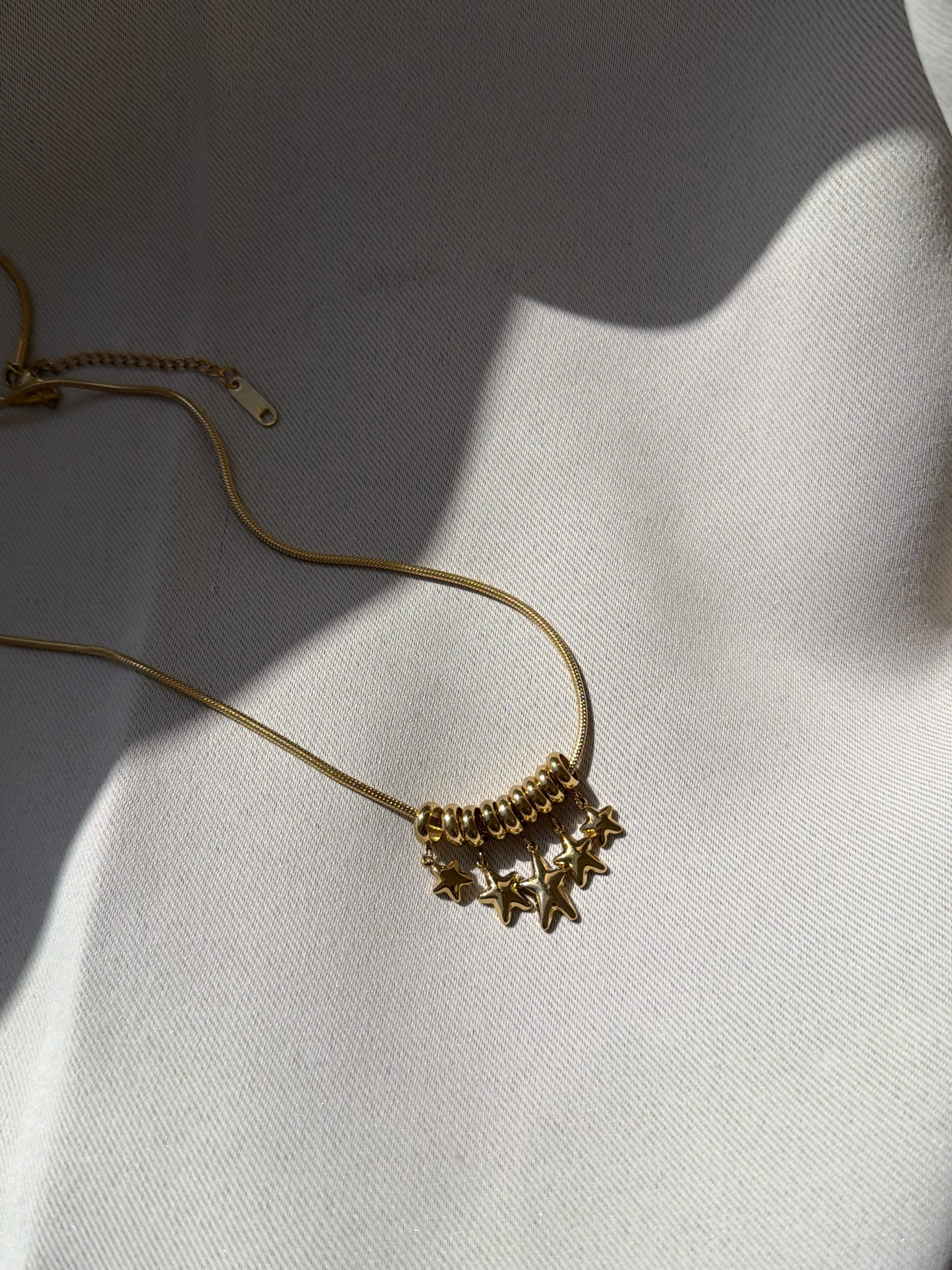 Multi-Estrella Necklace