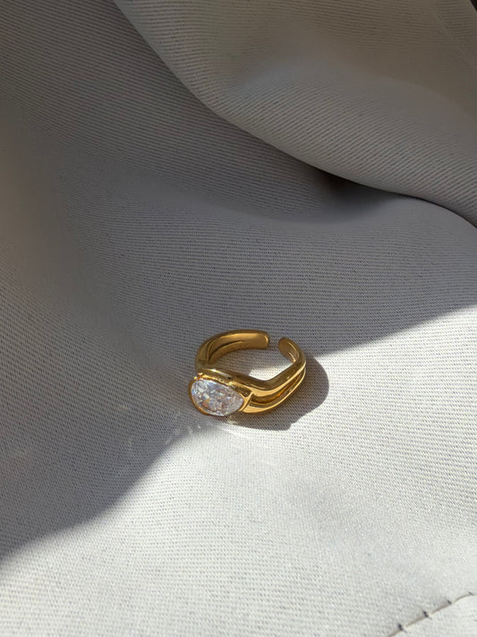 Gemma Ring