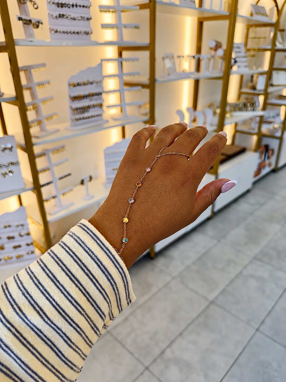 Hand chains