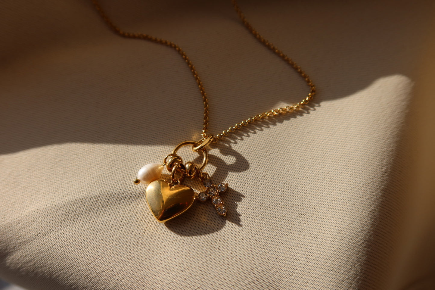 Endless love necklace