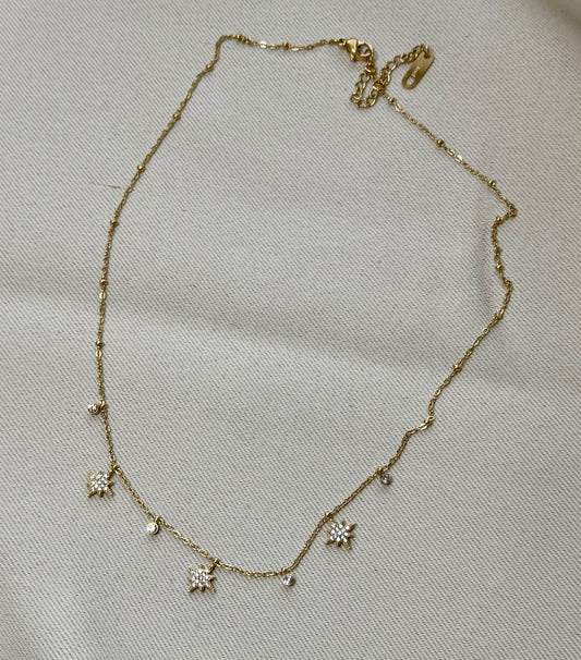 Mini stellar necklace
