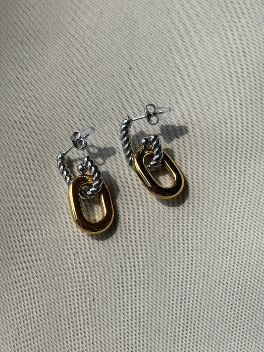 Dy double hoops