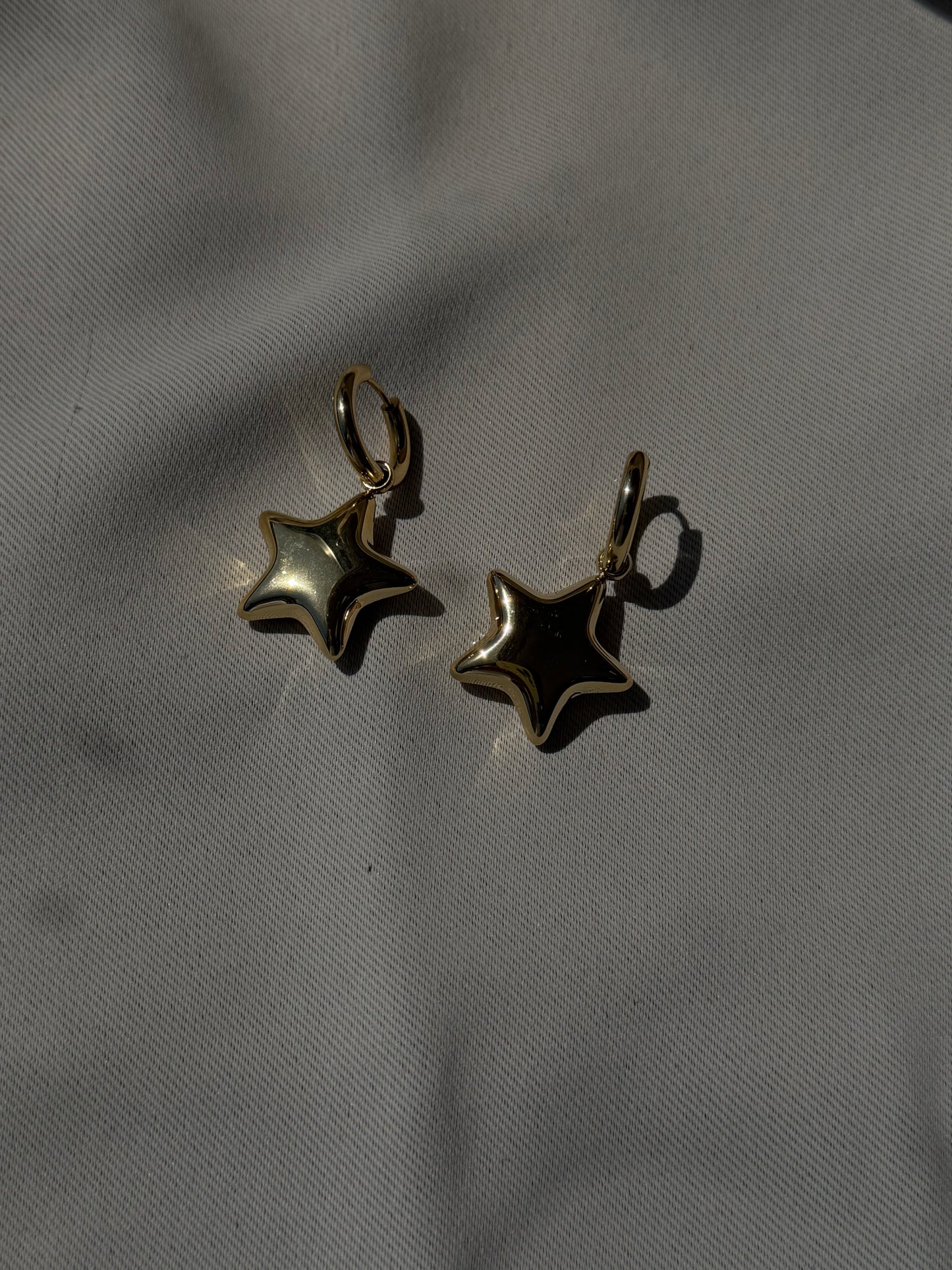 Estrella Hoops