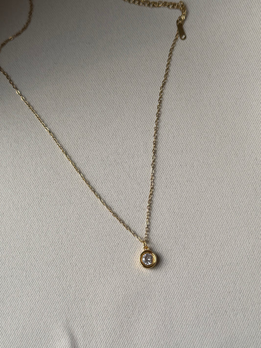Oak necklace