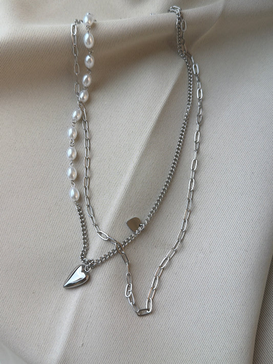 Perla love necklace