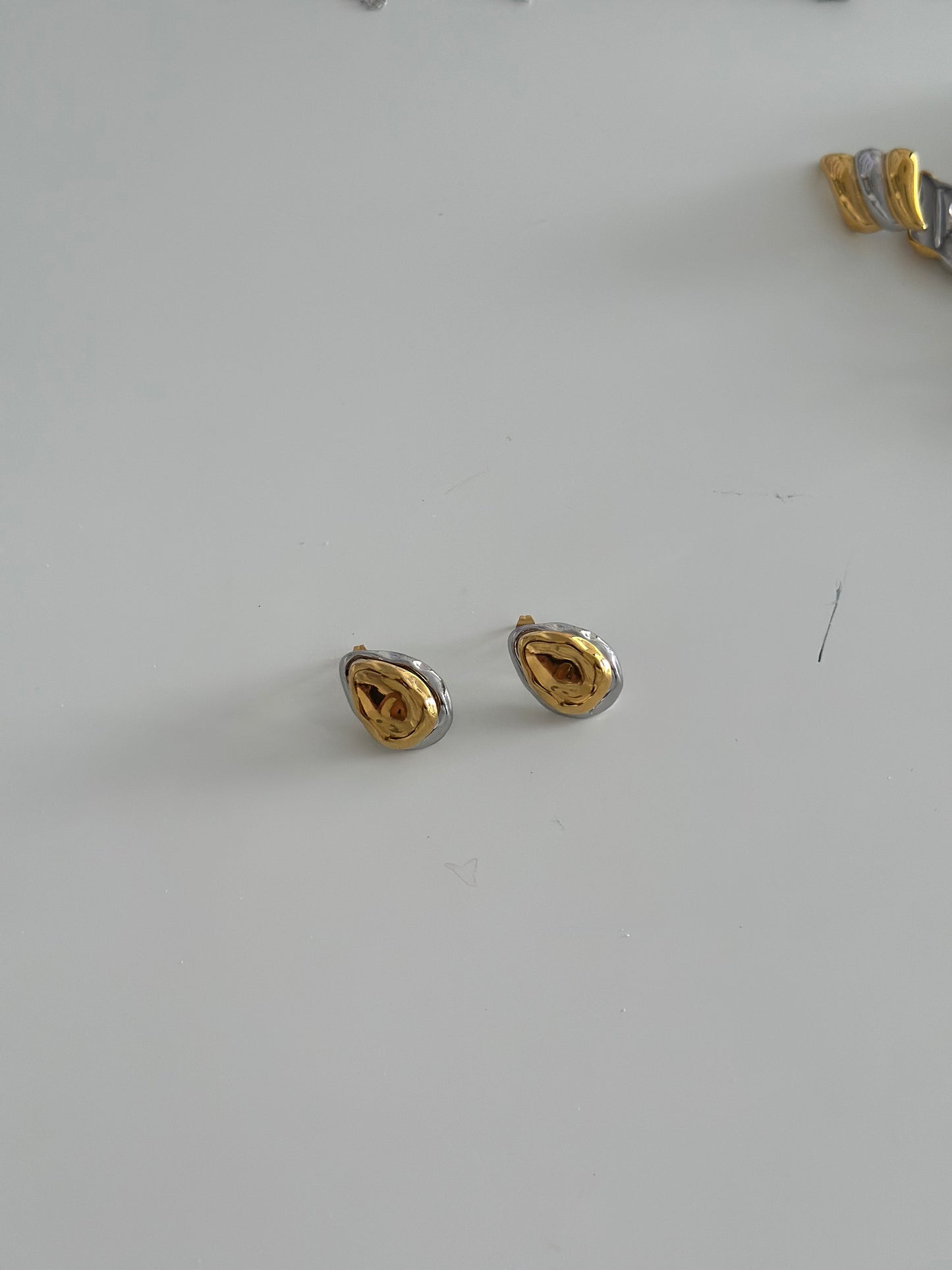 Two tone studs