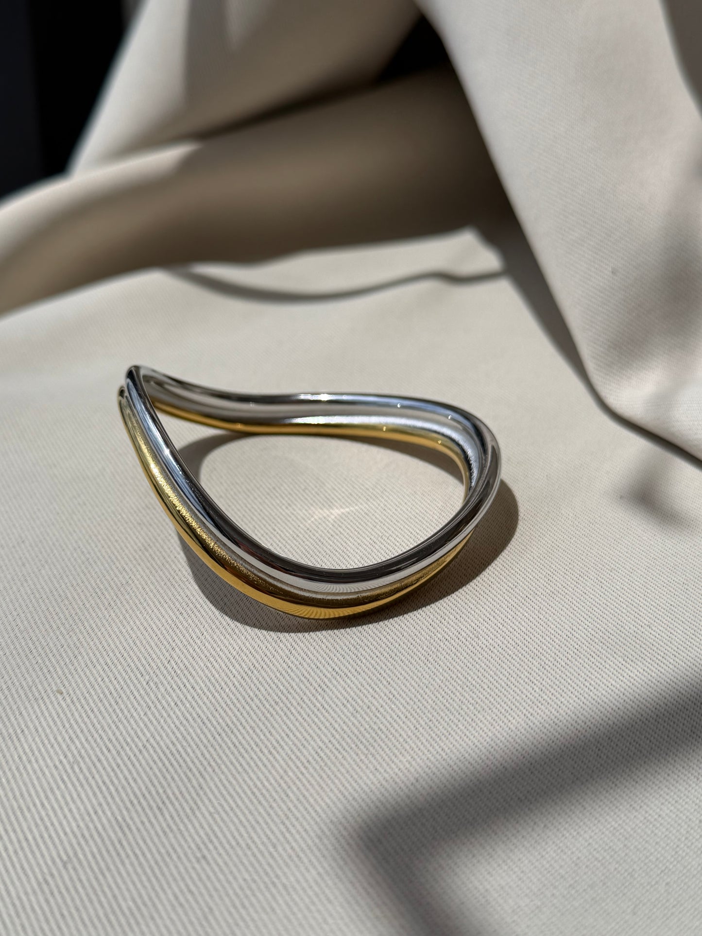 Nelly bangle