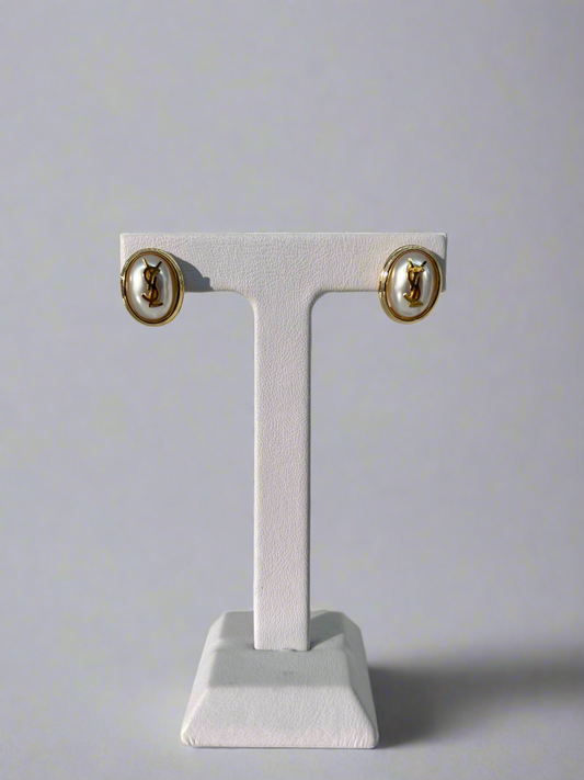 Oval Studs