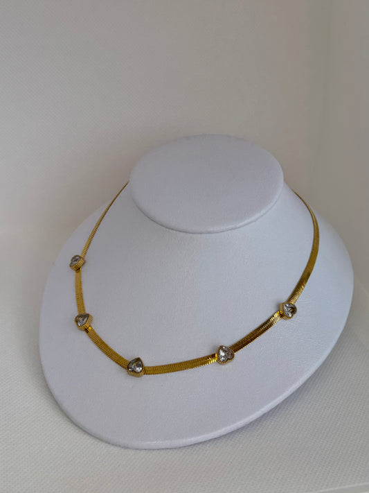 Les necklace