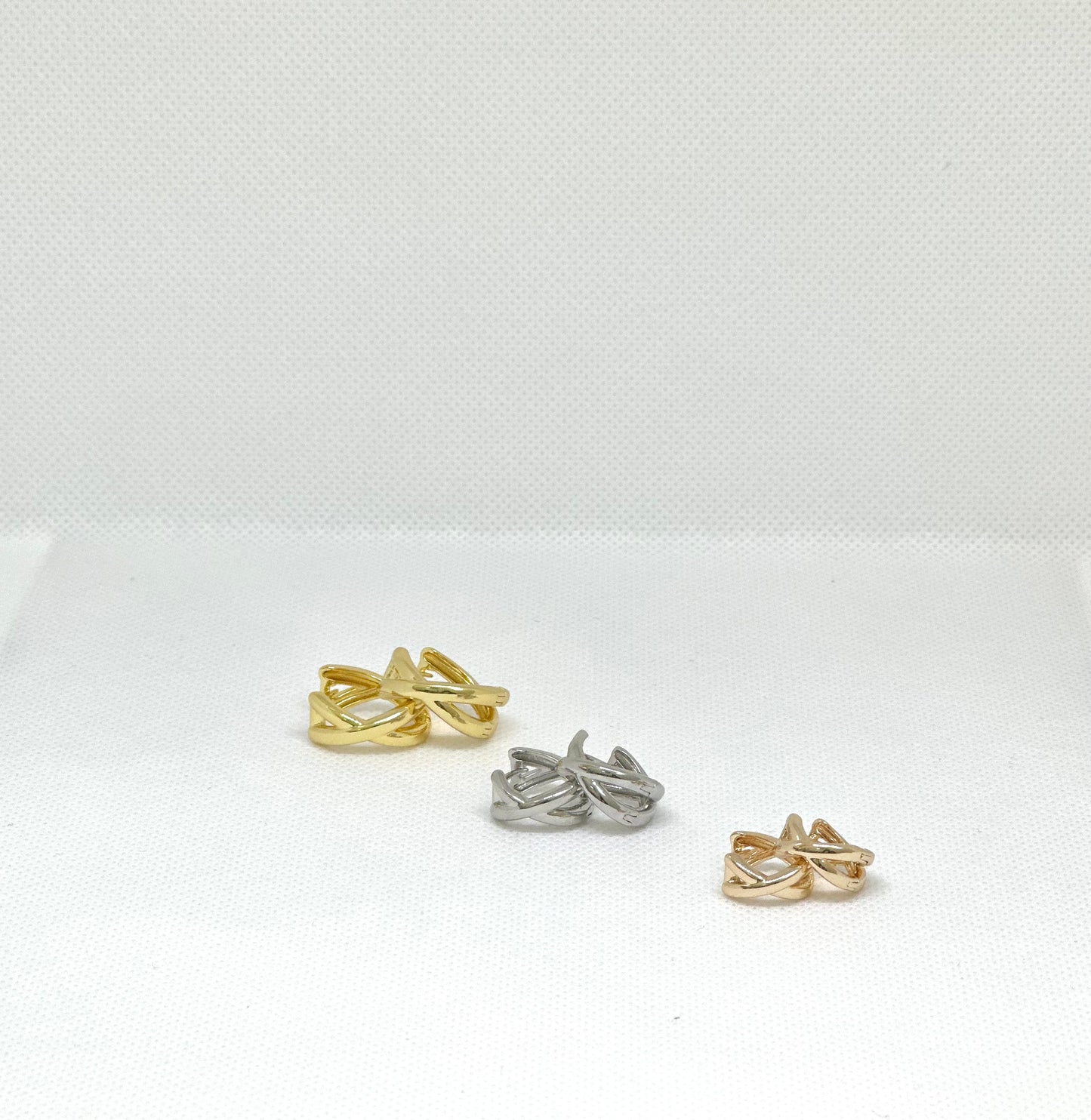 X-crossed earrings