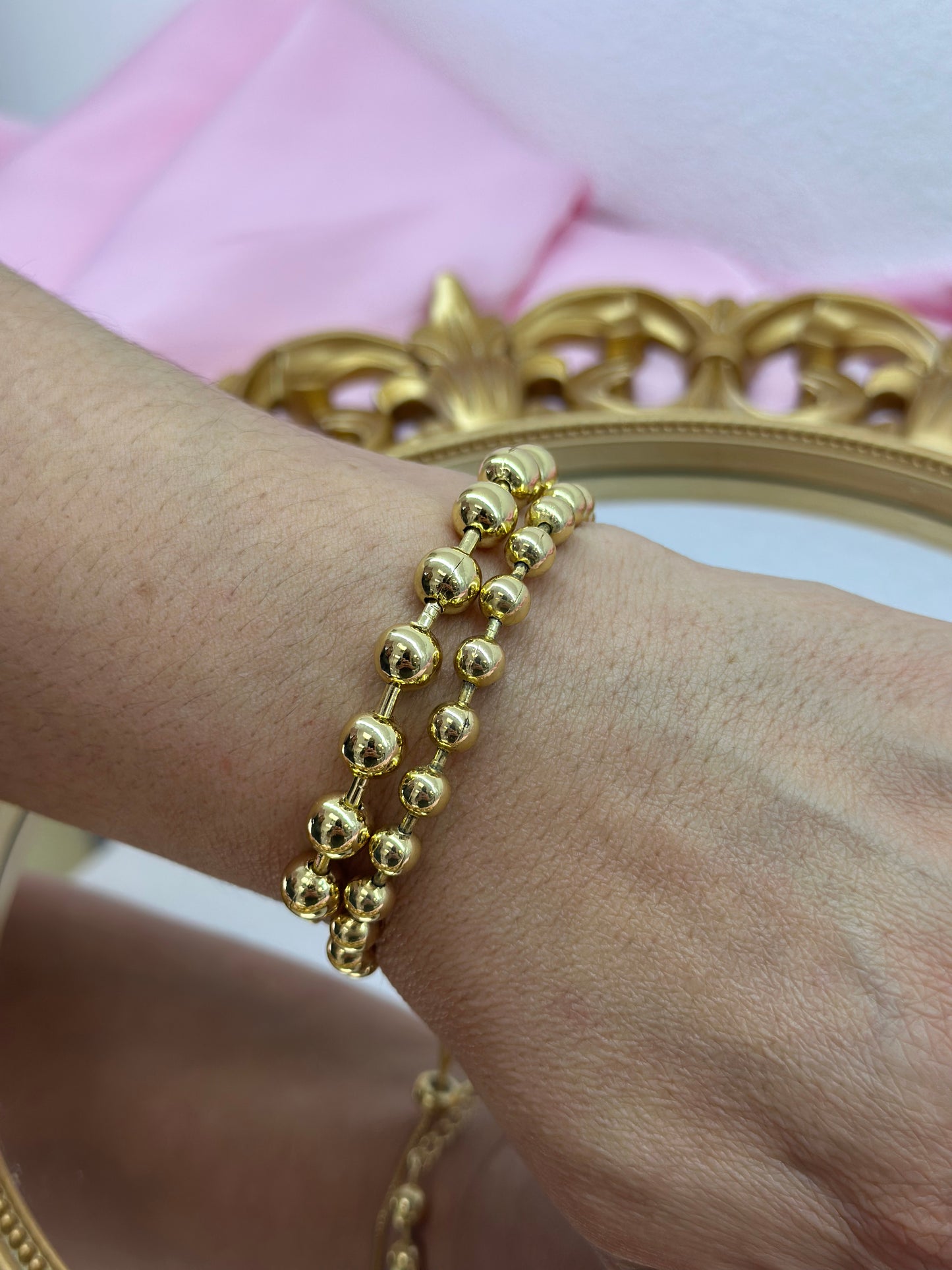 Smooth Gold Pearl Bracelets