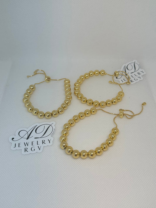 Beaded adjustable bracelet