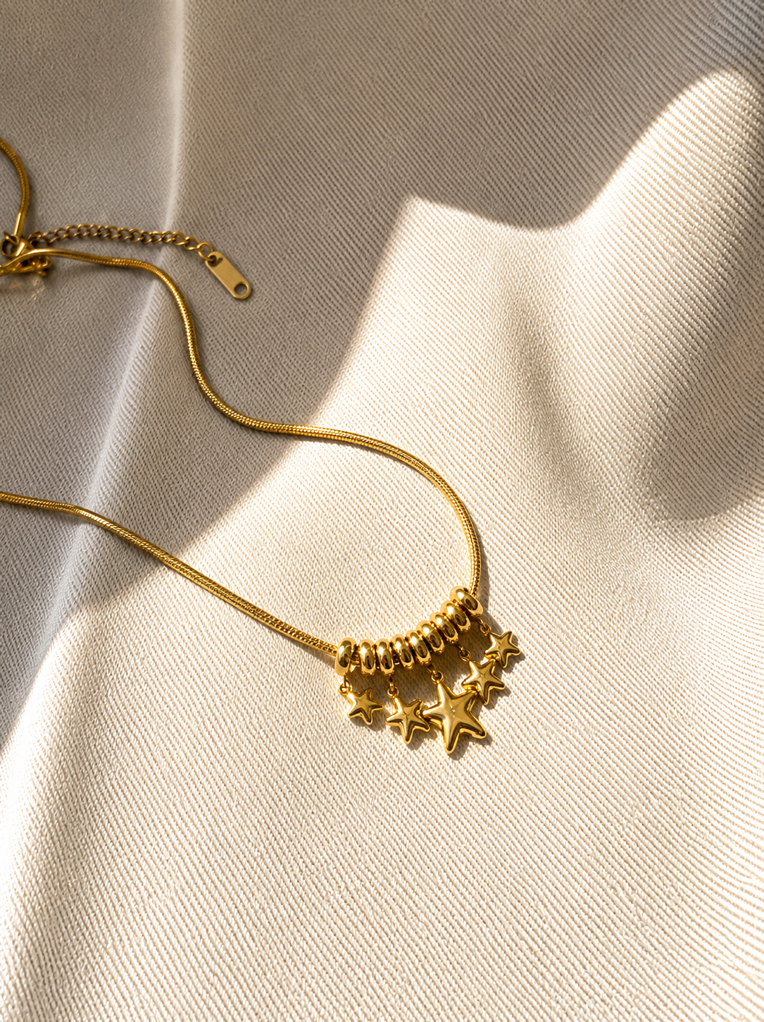 Multi-Estrella Necklace